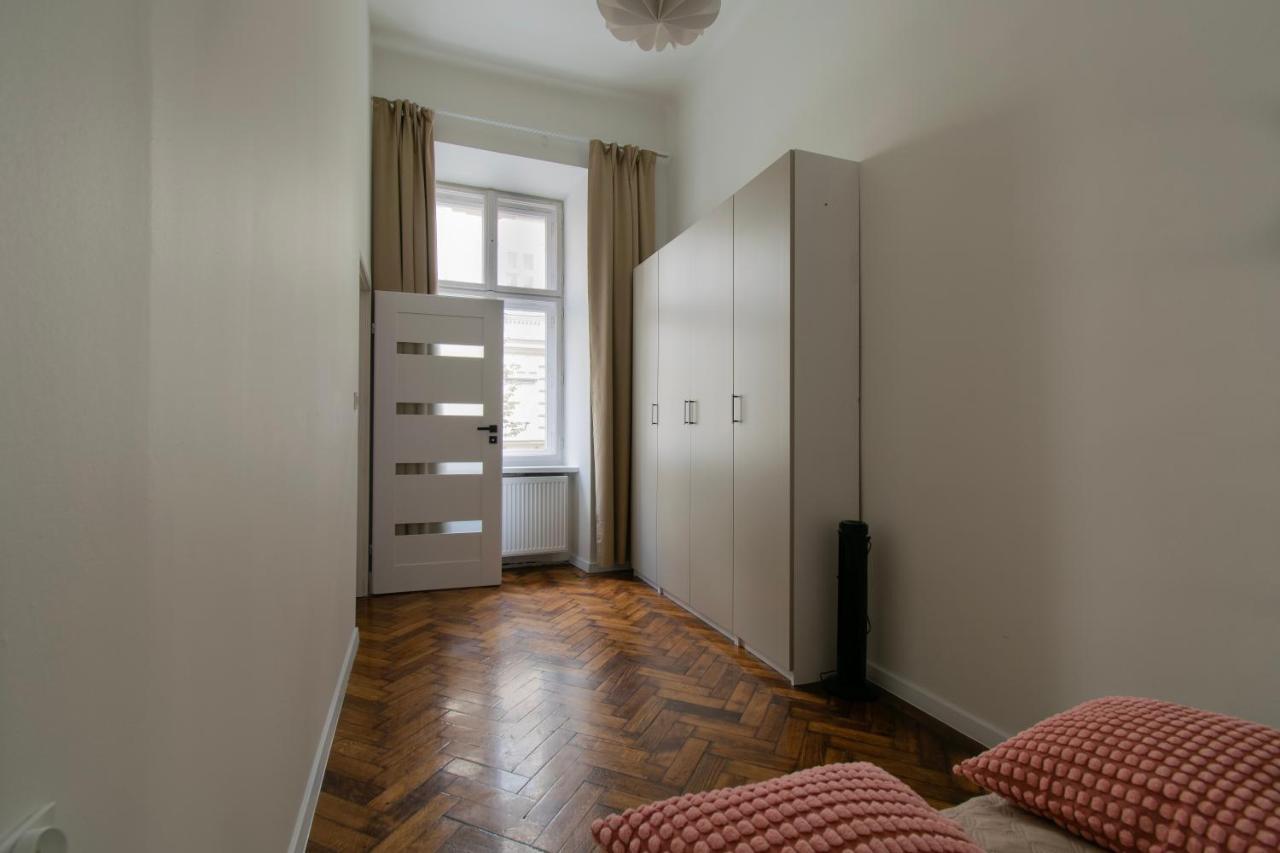 Apartments Studencka Street, Next To Planty Park Krakau Exterior foto